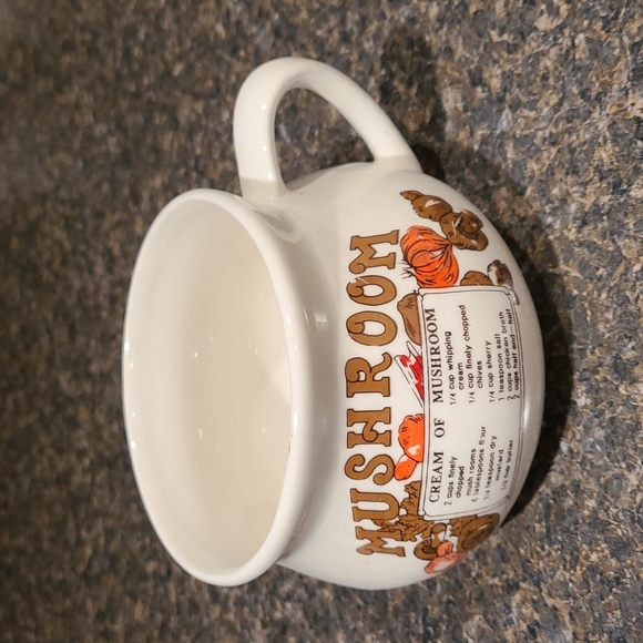 Cream of Mushroom Cup - Picture 1 of 3